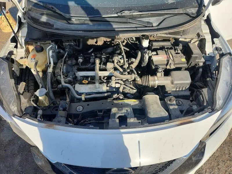 2020 NISSAN VERSA S  