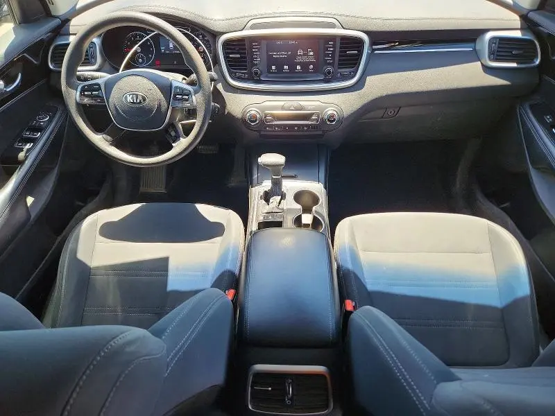 2019 KIA SORENTO LX V6  