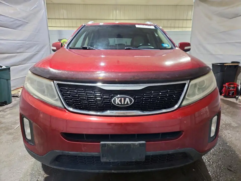 2014 KIA SORENTO LX  
