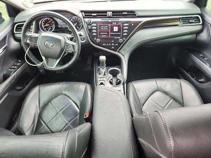 2018 TOYOTA CAMRY XLE V6  