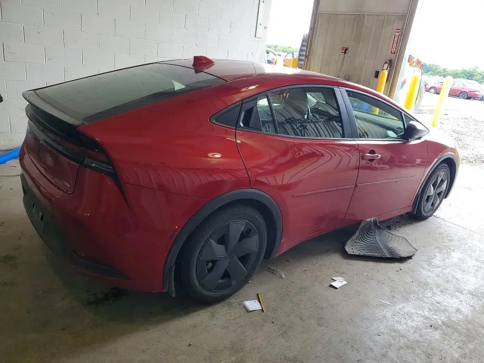 2024 TOYOTA PRIUS LE  