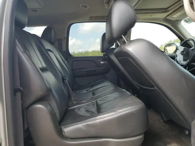 2013 GMC YUKON XL C1500 SLT  