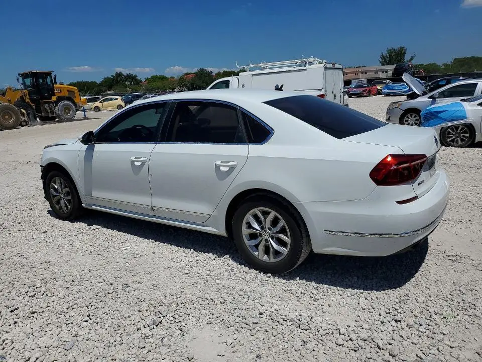 2017 VOLKSWAGEN PASSAT S  