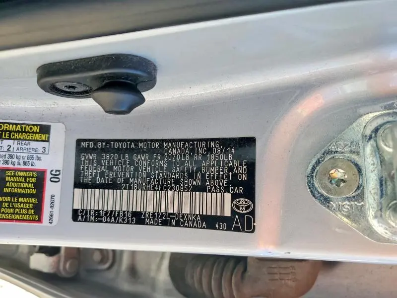 2015 TOYOTA COROLLA LE  