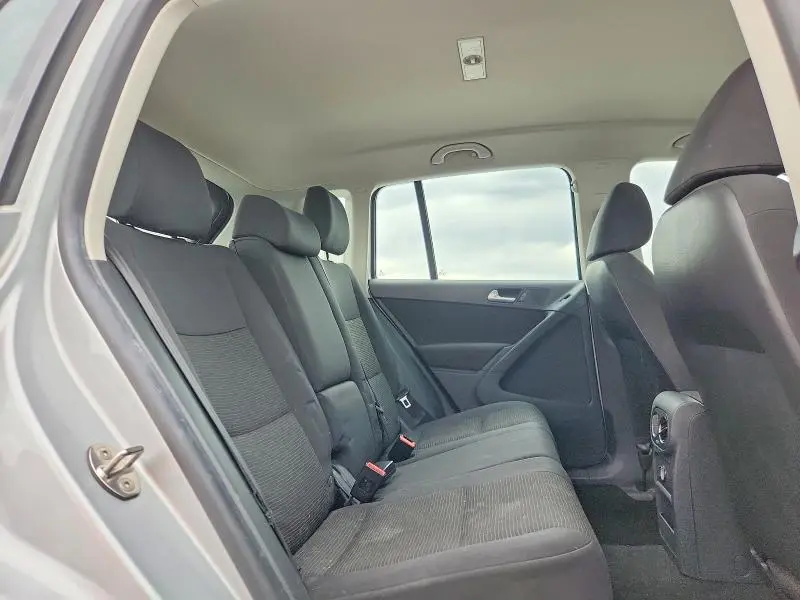 2015 VOLKSWAGEN TIGUAN S  