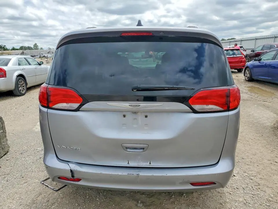 2021 CHRYSLER VOYAGER LXI  