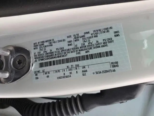 2022 FORD ESCAPE SE  