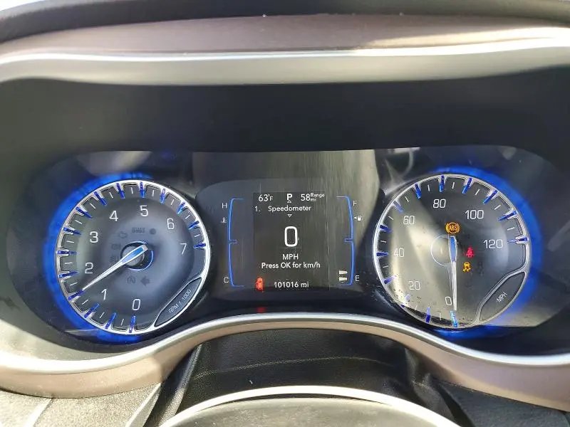 2021 CHRYSLER VOYAGER LXI  
