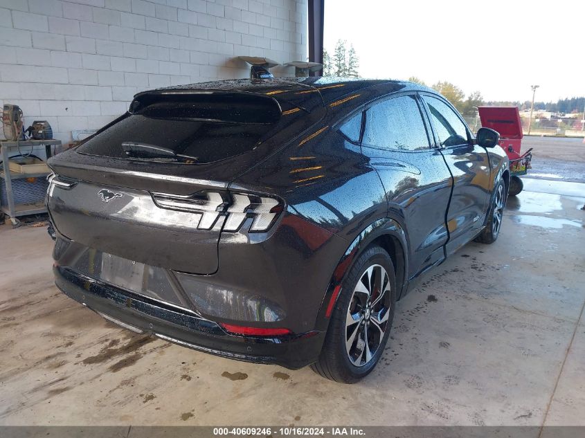 2022 FORD MUSTANG MACH-E PREMIUM