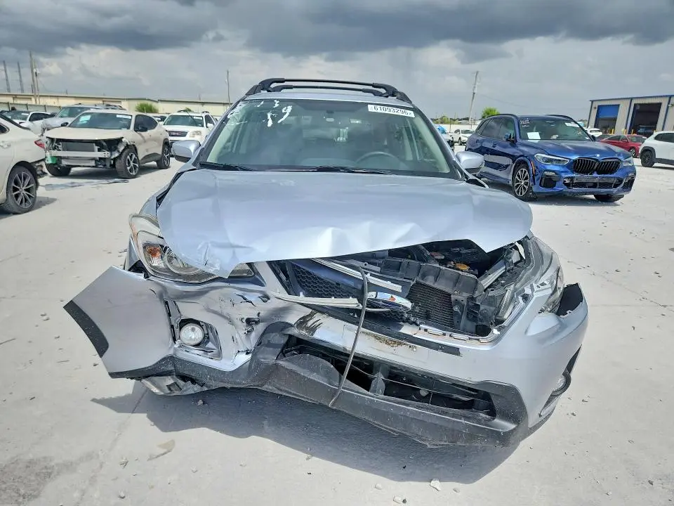 2016 SUBARU CROSSTREK LIMITED  