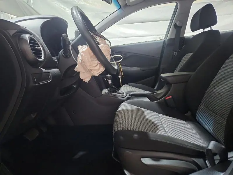 2018 HYUNDAI KONA SE  