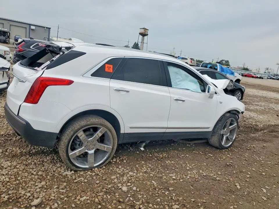 2019 CADILLAC XT5 LUXURY  