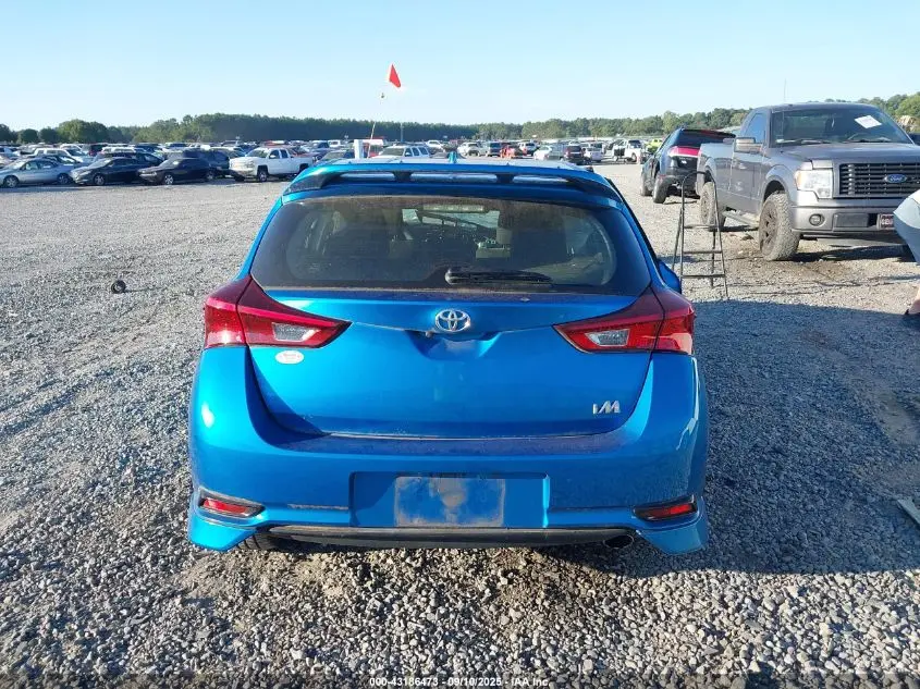 2017 TOYOTA COROLLA IM  
