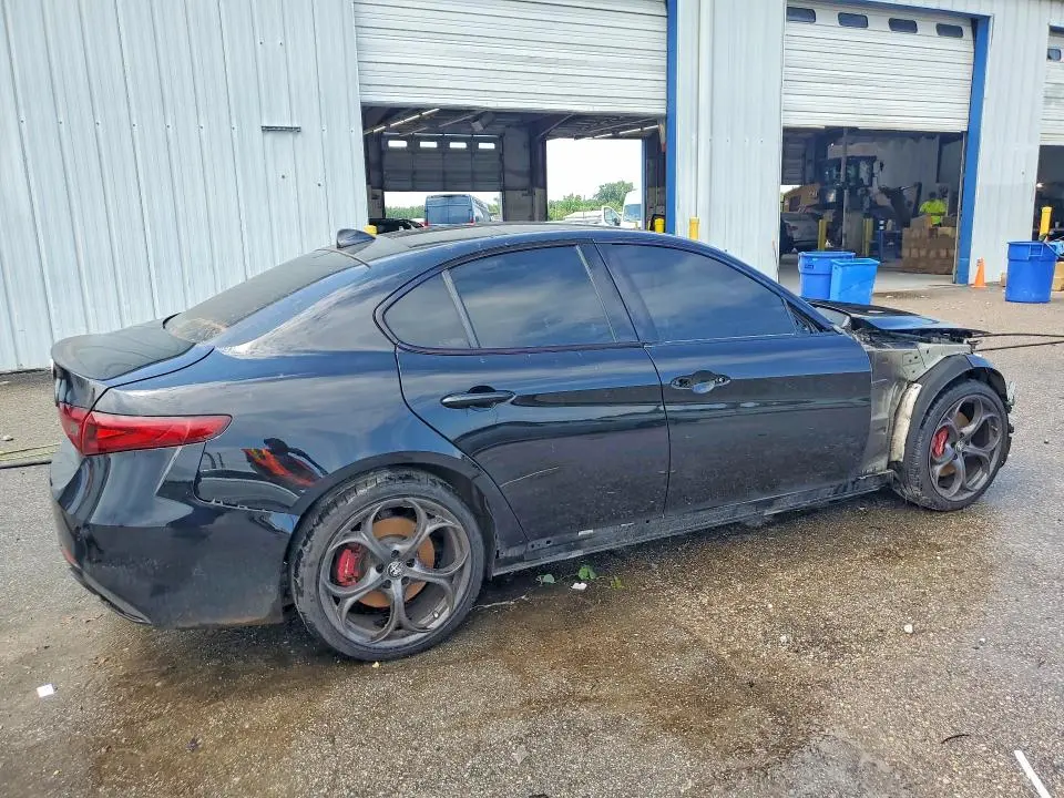 2019 ALFA ROMEO GIULIA   