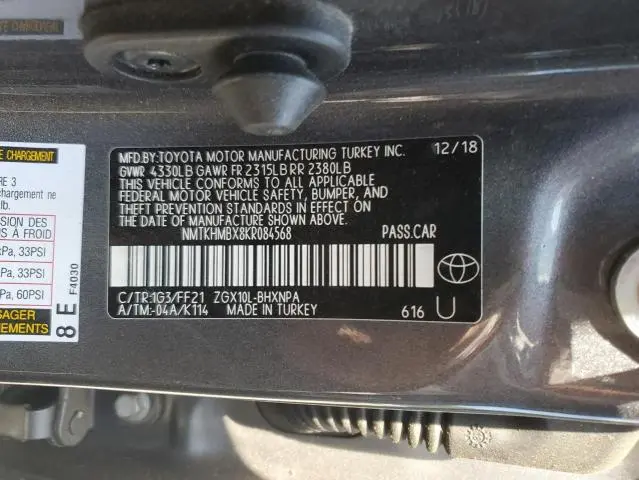 2019 TOYOTA C-HR XLE  