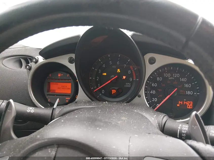 2014 NISSAN 370Z  