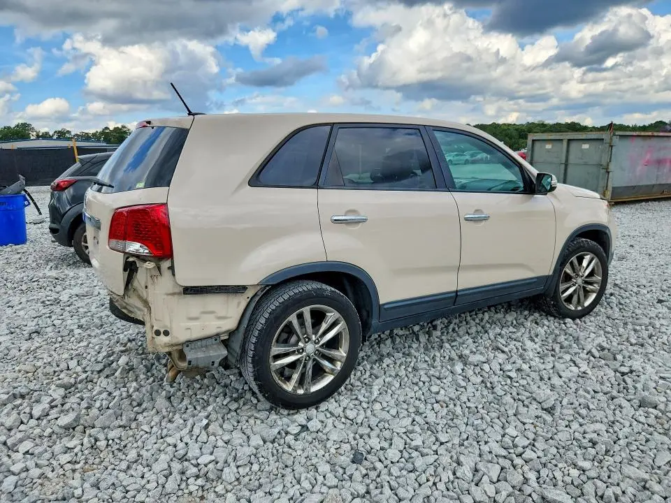 2011 KIA SORENTO LX  