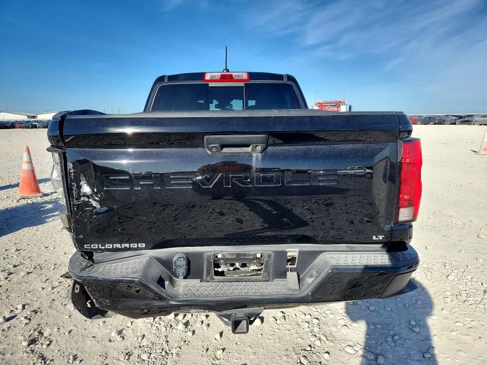 2023 CHEVROLET COLORADO LT  