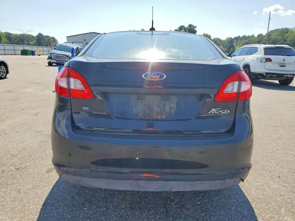 2013 FORD FIESTA SE  