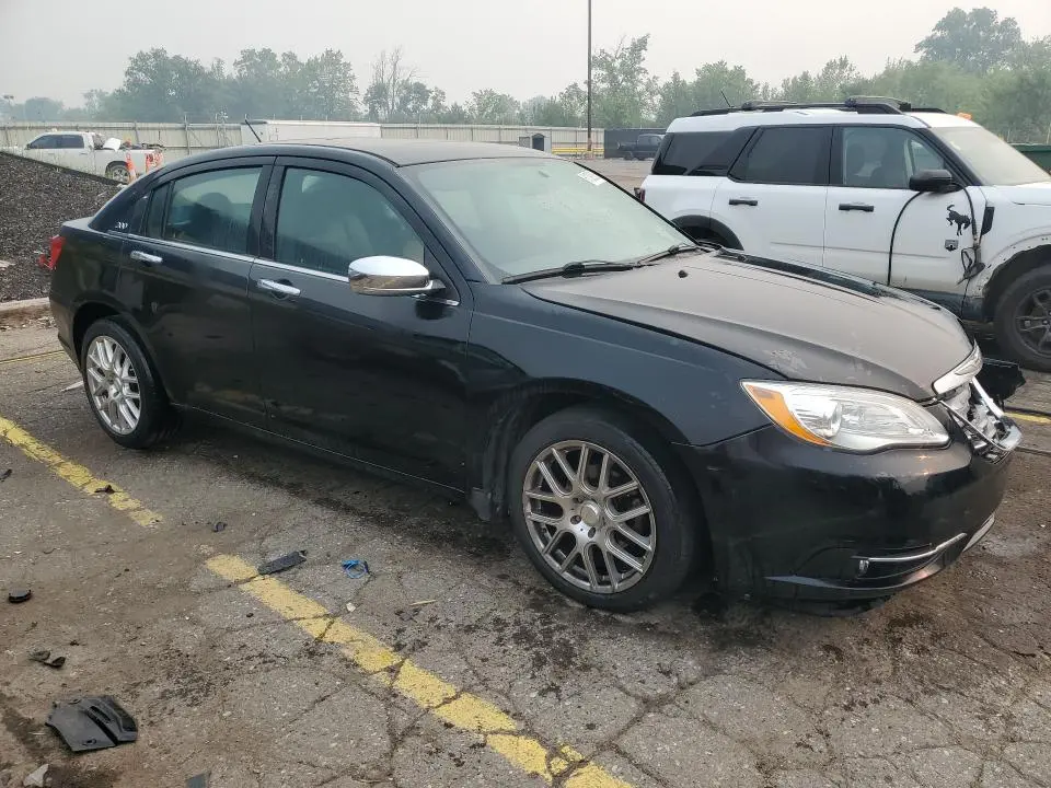 2013 CHRYSLER 200 LIMITED  