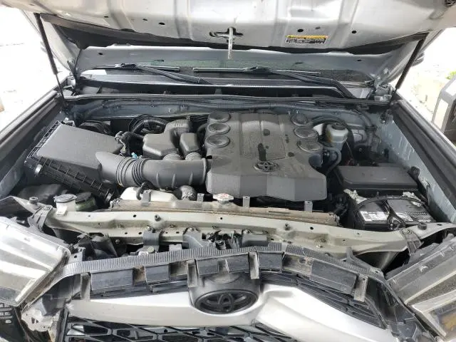 2017 TOYOTA 4RUNNER SR5  