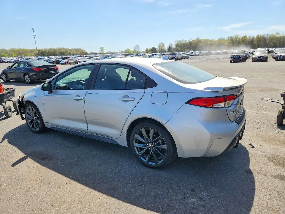 2024 TOYOTA COROLLA SE  
