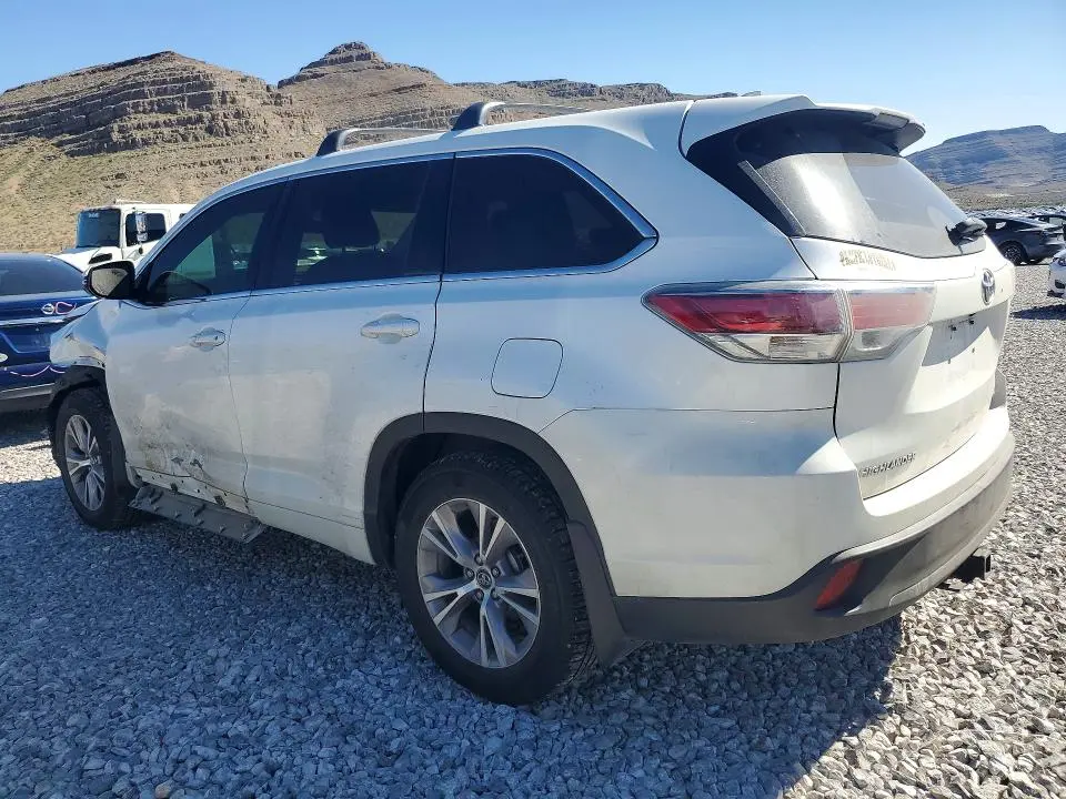 2016 TOYOTA HIGHLANDER LE PLUS  