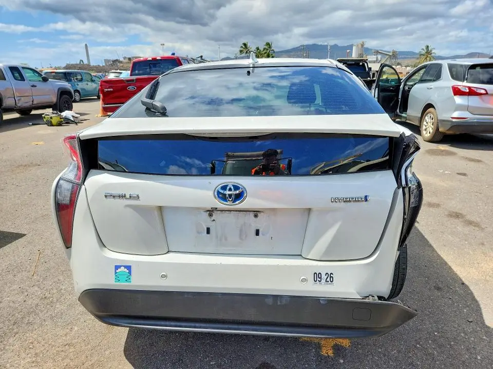 2017 TOYOTA PRIUS TWO ECO  