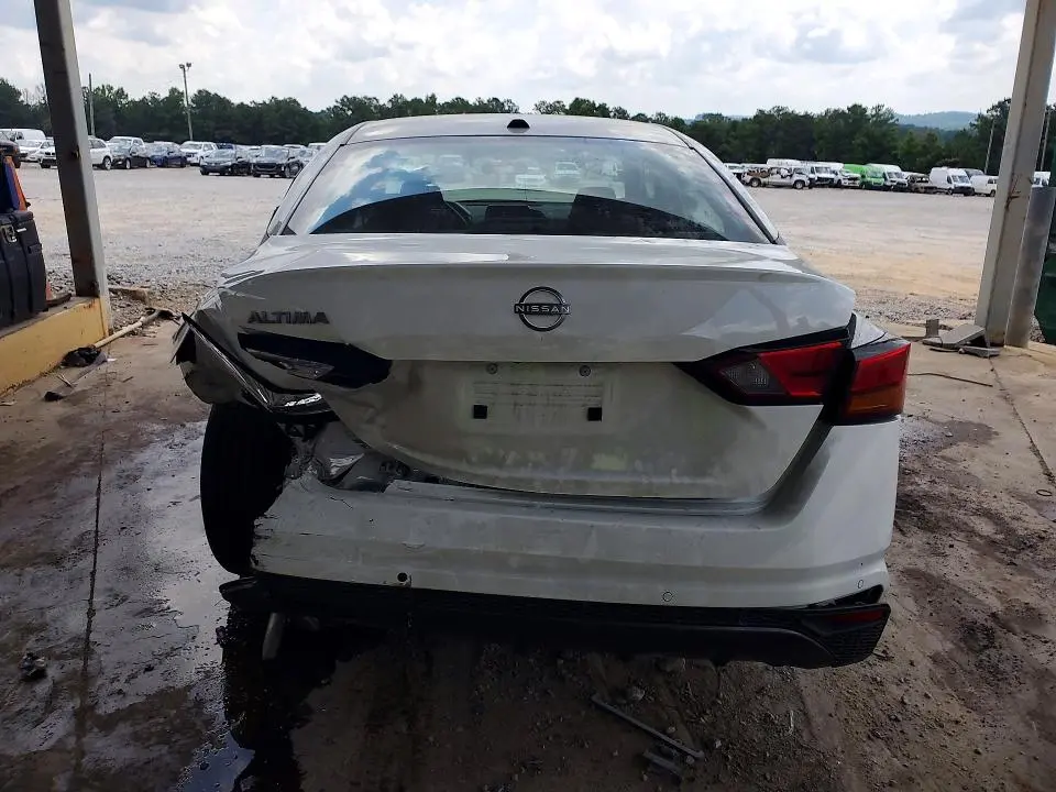 2026 NISSAN ALTIMA SV  