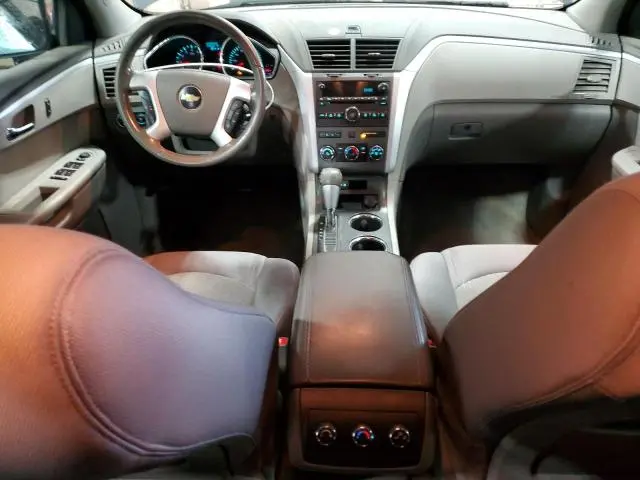 2011 CHEVROLET TRAVERSE LT  