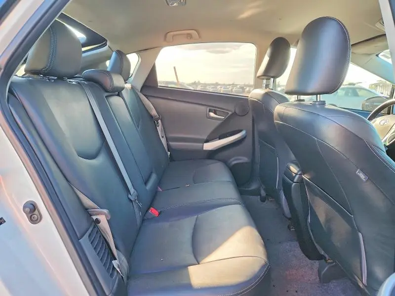 2012 TOYOTA PRIUS FIVE  