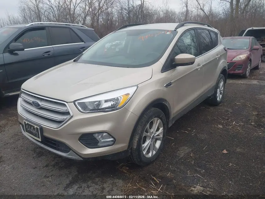 2018 FORD ESCAPE SE