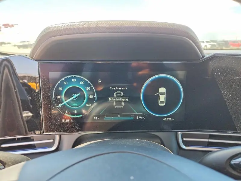 2021 HYUNDAI ELANTRA LIMITED  