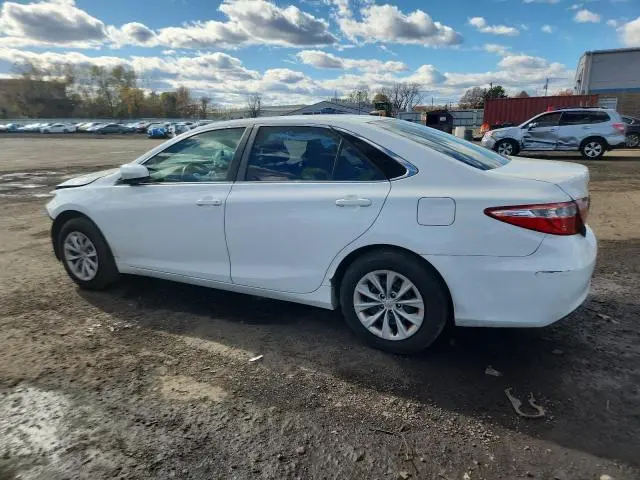 2015 TOYOTA CAMRY LE  