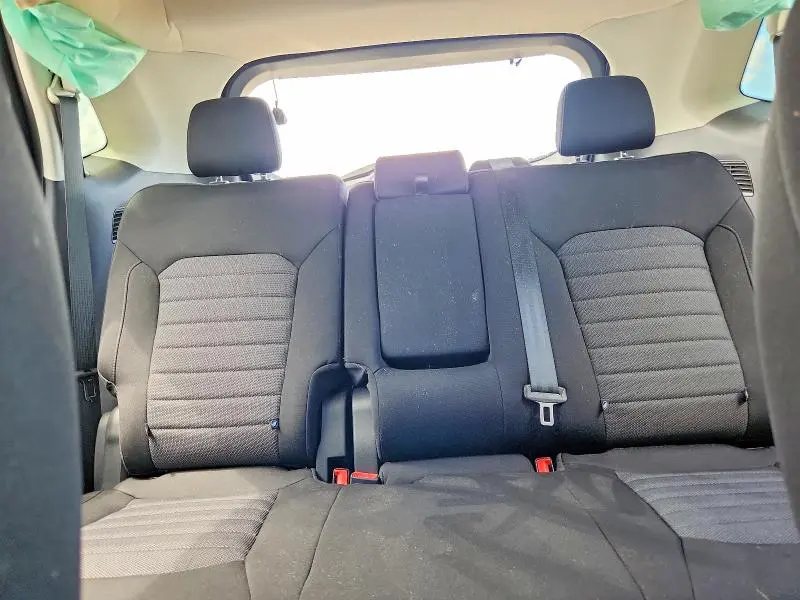 2024 FORD EDGE SE  