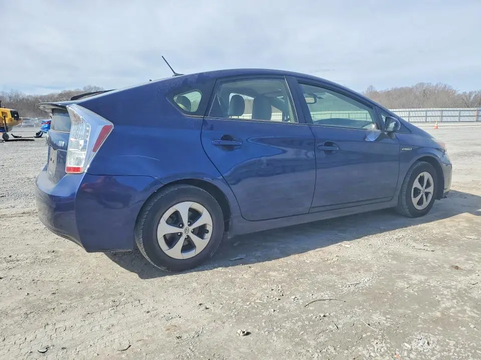 2014 TOYOTA PRIUS   