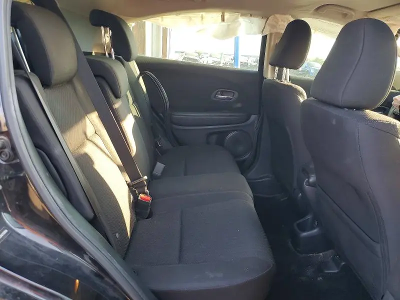 2017 HONDA HR-V LX  