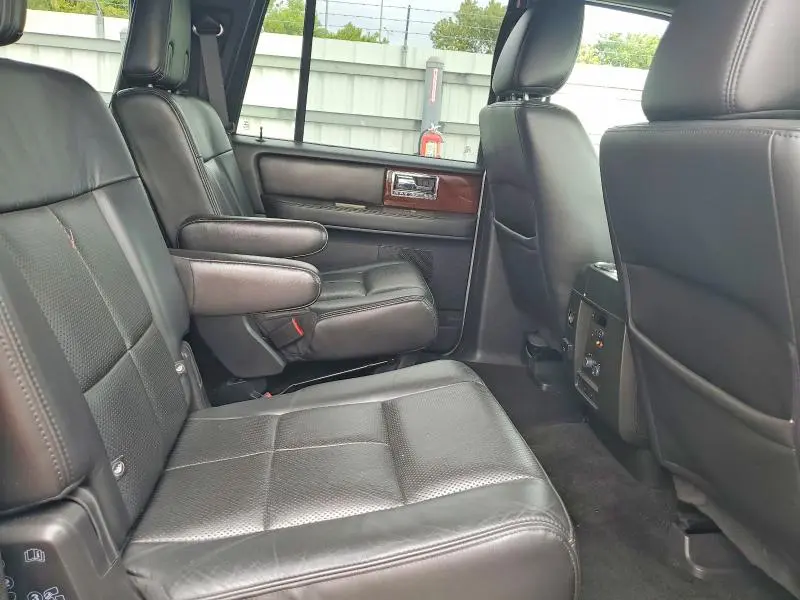 2014 LINCOLN NAVIGATOR   