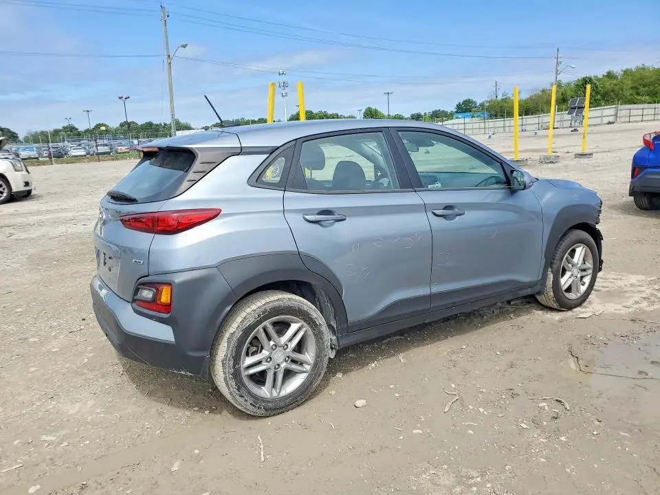 2020 HYUNDAI KONA SE  