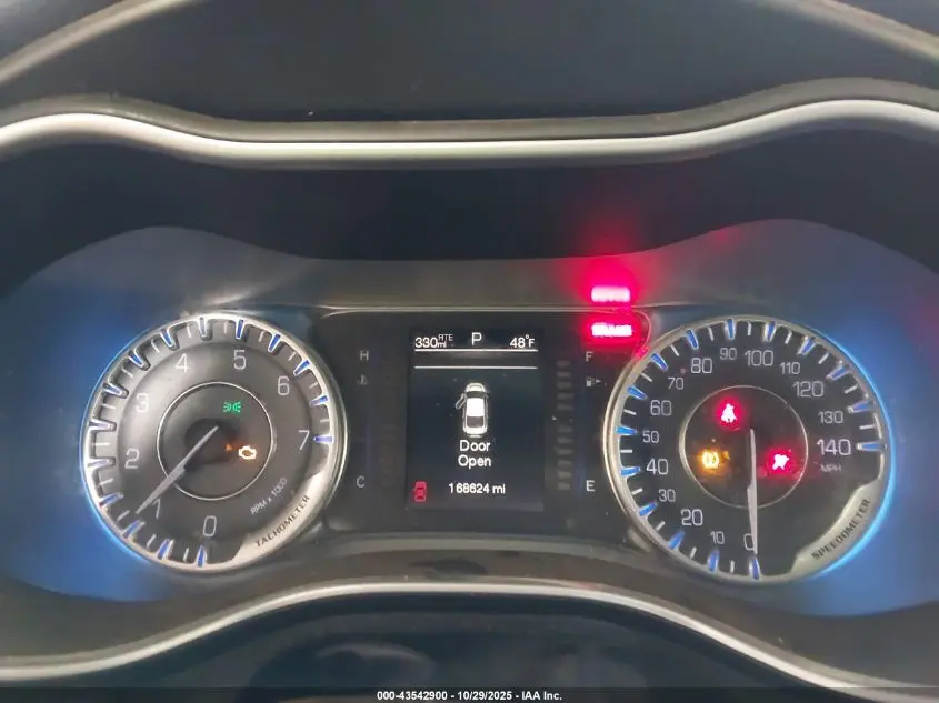 2015 CHRYSLER 200 LIMITED