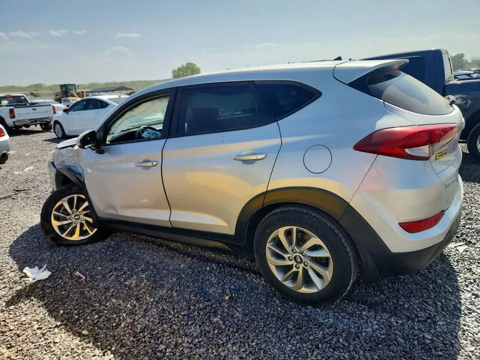 2018 HYUNDAI TUCSON SE  