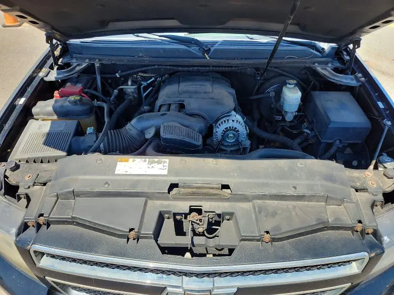 2011 CHEVROLET SUBURBAN K1500 LT  