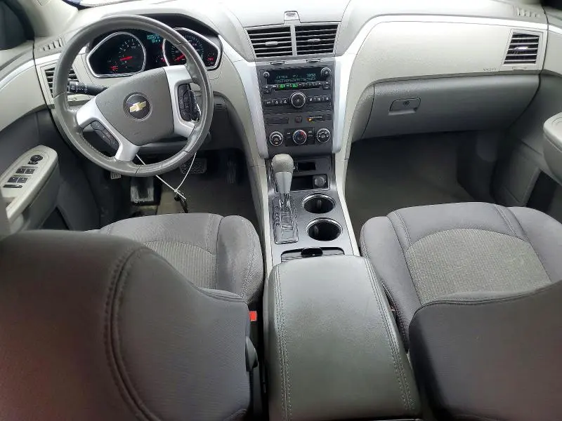 2012 CHEVROLET TRAVERSE LS  