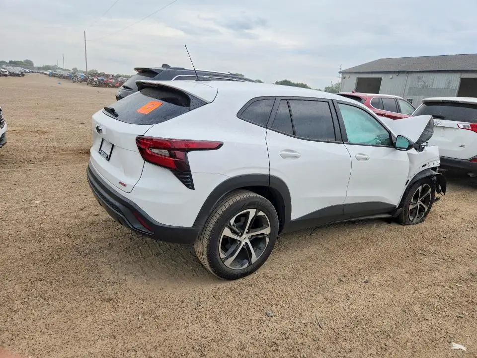 2024 CHEVROLET TRAX 1RS  