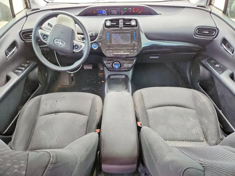 2017 TOYOTA PRIUS   