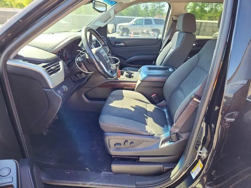 2015 GMC YUKON SLE  