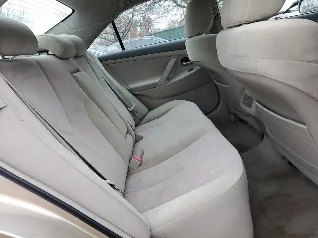 2011 TOYOTA CAMRY BASE  