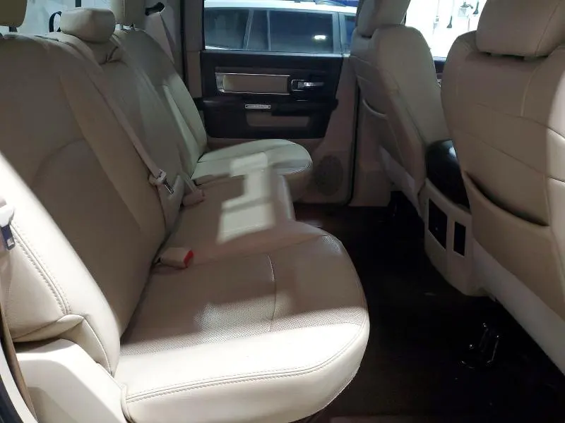 2016 RAM 1500 LARAMIE  