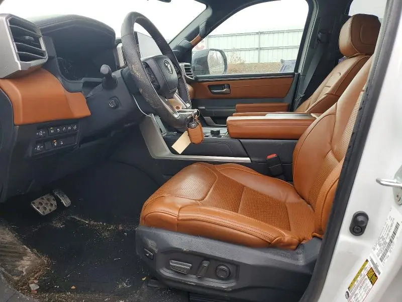 2024 TOYOTA TUNDRA CREWMAX LIMITED  