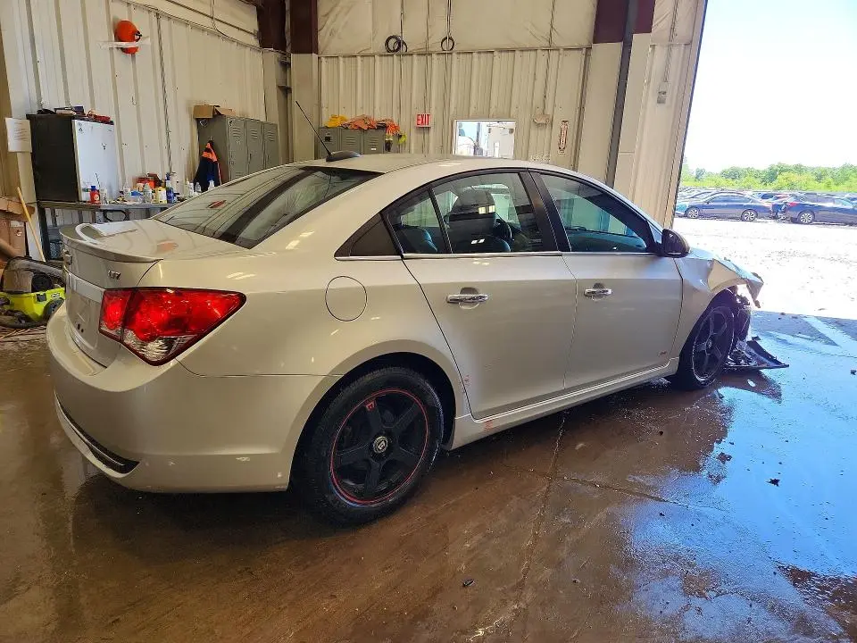 2015 CHEVROLET CRUZE LTZ  